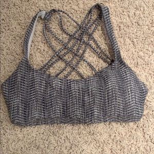 Lululemon free to be wild sports bra